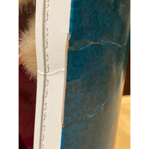 Victorian Elegance Barbie 1994 Mattel 12579 NRFB Red Fur Trim Coat - Picture 14 of 16